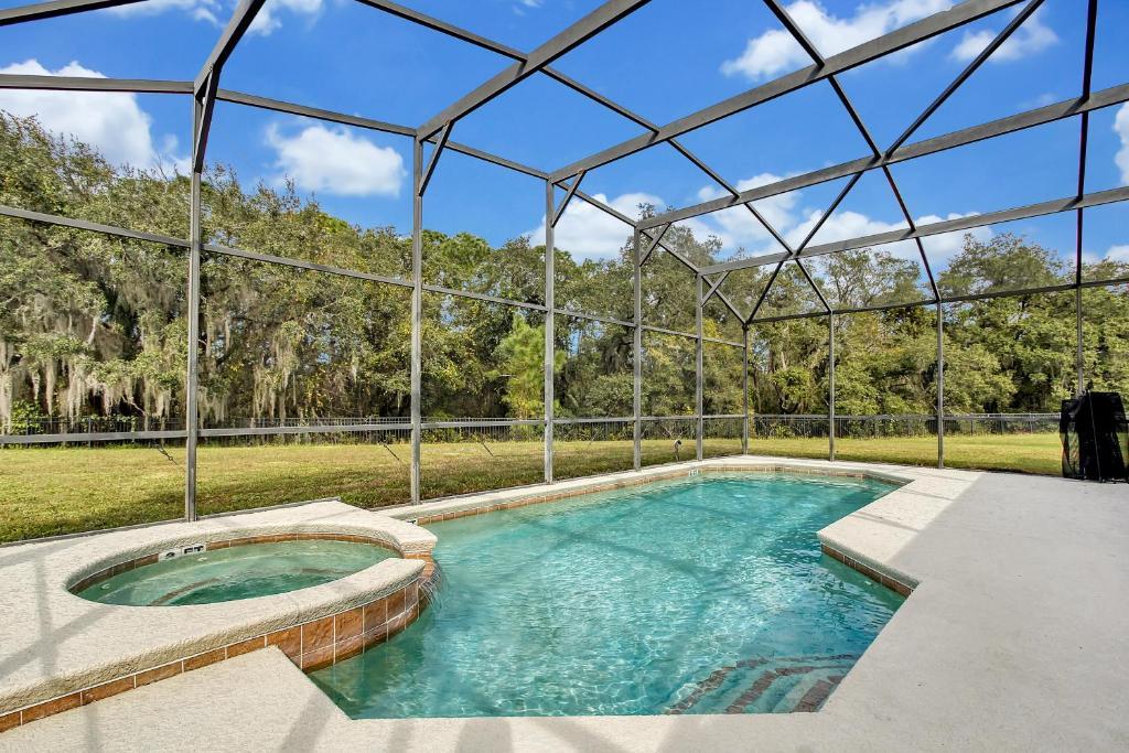 Mickeys Sunspot 6 bed Emerald Island Resort pool home - photo 15
