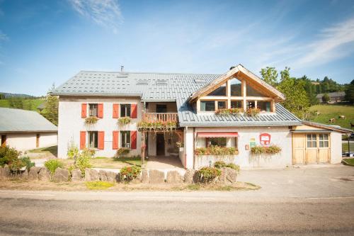 Arcanson - carbon neutral hotel in Meaudre