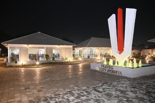Praveg Tent City Saryu Ayodhya — 5-Star Luxury Hotel in Ajodhya, India