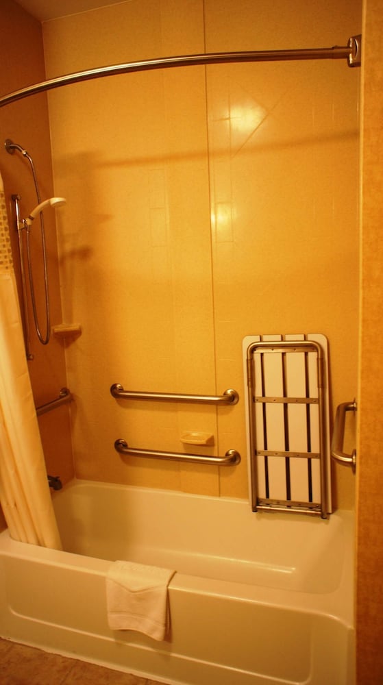 Hampton Inn Dallas Rockwall - photo 27