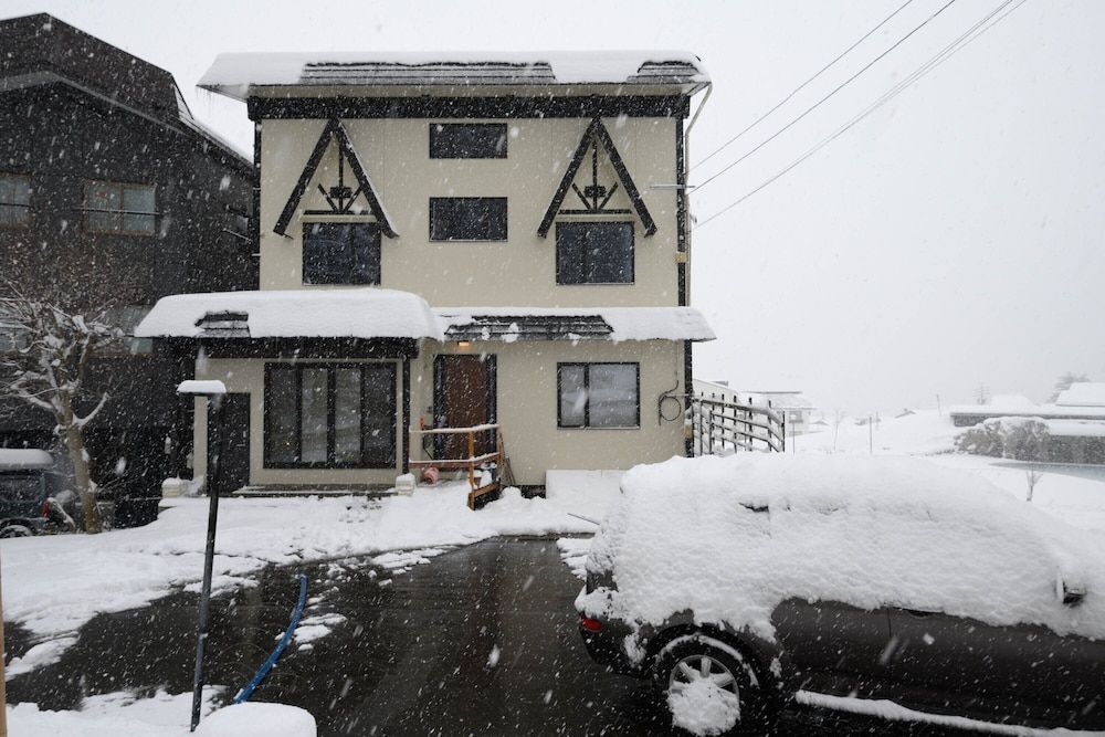 Iroha Nozawa — 4-Star Luxury Hotel in Nagano, Japan