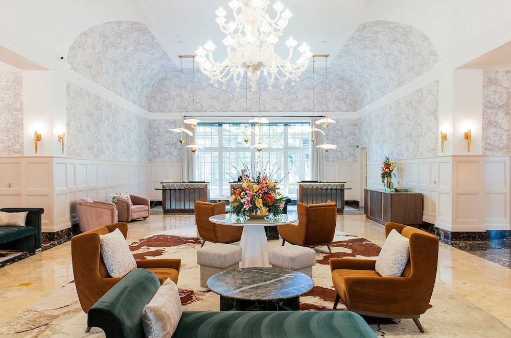 Royal Park Hotel - photo 4
