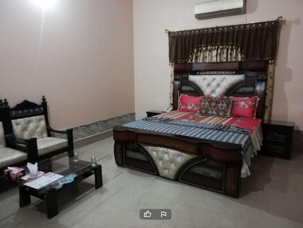 New Indus Hotel Sukkur in Sukkur, Pakistan