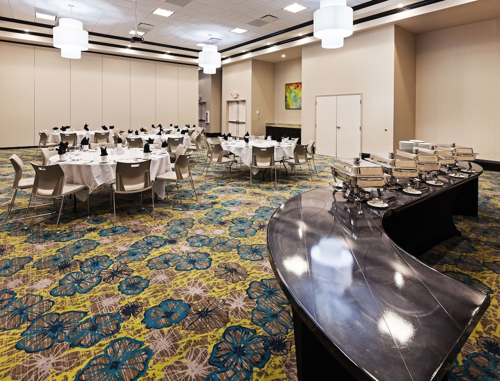Hilton Garden Inn West Little Rock - photo 30