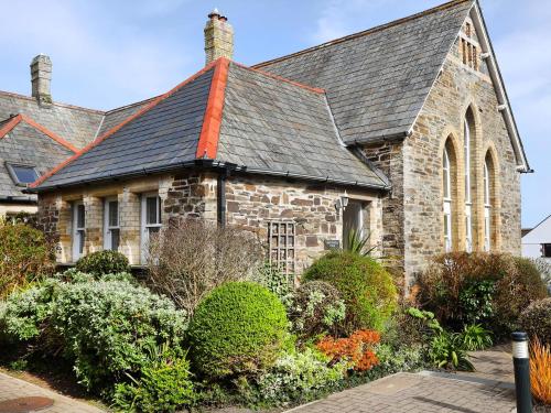 Honeysuckle Cottage — 4-Star Luxury Hotel in Padstow, United Kingdom