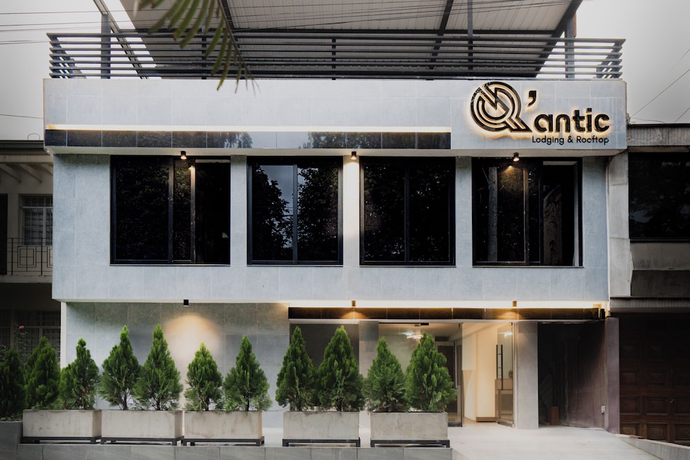 Q'antic Lodging & Rooftop — 4-Star Luxury Hotel in Medellin, Colombia