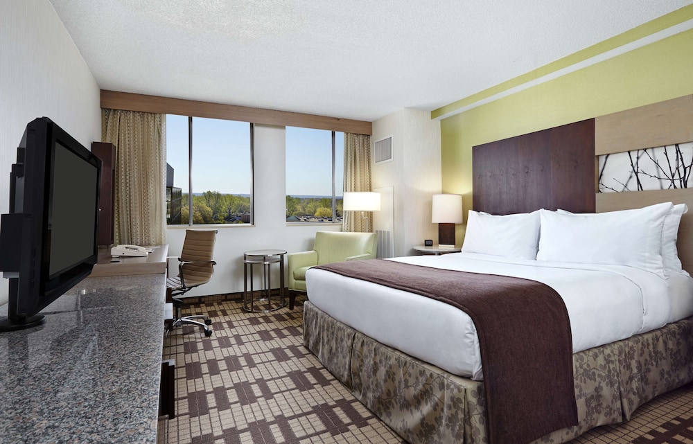 Hotel Silver Spring - photo 9