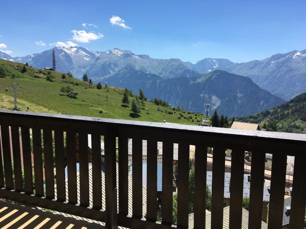 La Vallée Blanche - last minute hotel in Huez