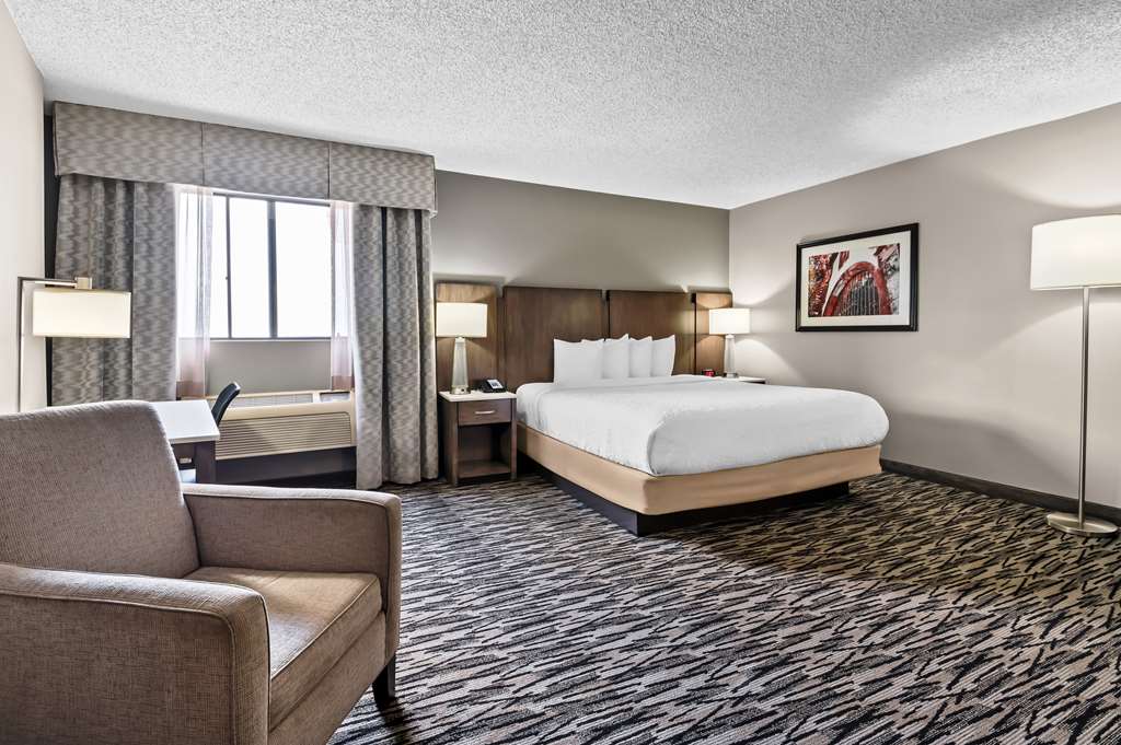 Best Western Los Alamitos Inn & Suites - photo 31