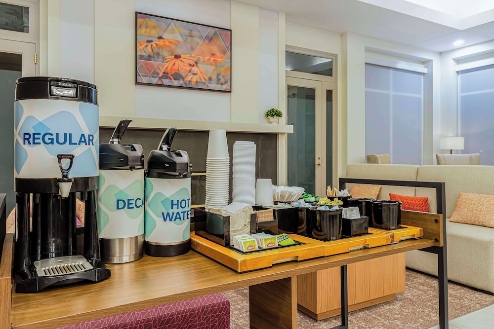 Hilton Garden Inn Danbury - photo 26