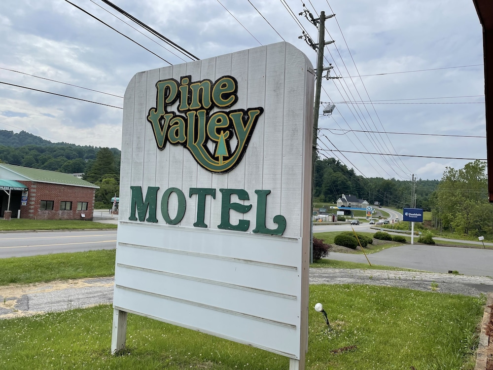 Pine Valley Motel - photo 30