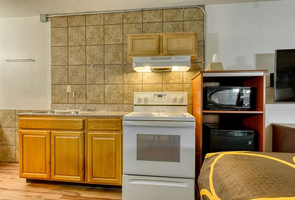 Super 8 by Wyndham Alamosa - photo 41