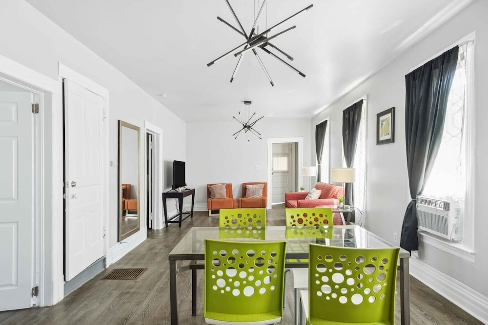 Downtown Detroit Gem 3 Bedrooms & Culture in Detroit, United States