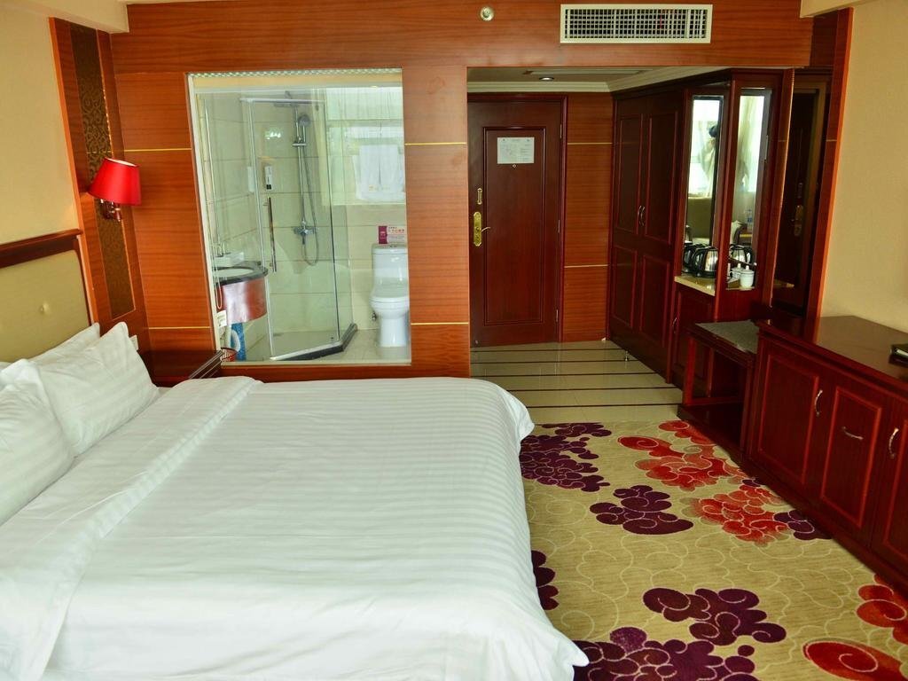 New Grain Park Hotel Wuhan — 4-Star Luxury Hotel in Wuhan, People's Republic of China