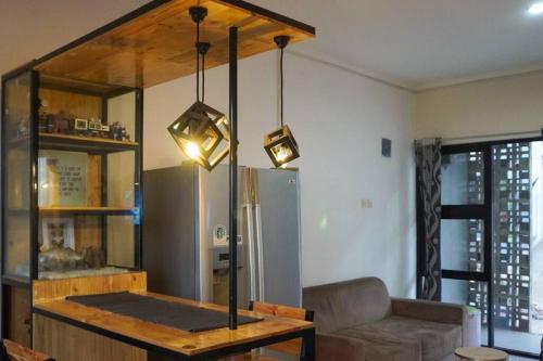 Cozy Haven with Jacuzzi Rooftop - last minute hotel in Bandung