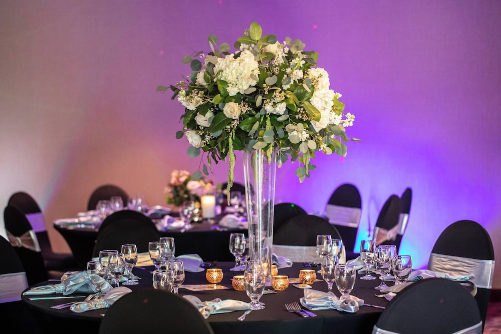 Courtyard by Marriott Sacramento Midtown - photo 2