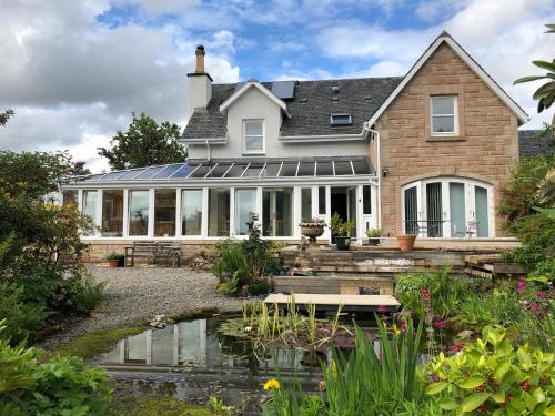 Balmillig B&B — 4-Star Luxury Hotel in Helensburgh, United Kingdom