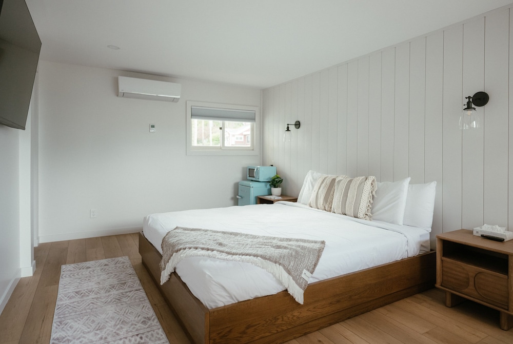 Seagull Bay Motel - photo 56