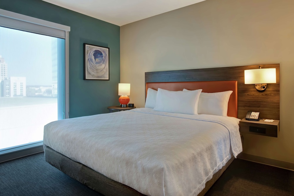 Home2 Suites by Hilton Charlotte Uptown NC - photo 31