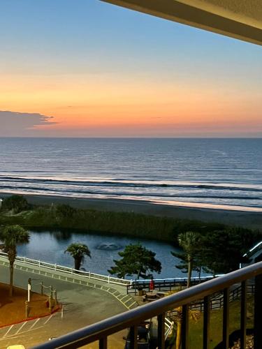 Luxe by the Sea 5 Star Beachfront Escape — 4-Star Luxury Hotel in Myrtle Beach, United States