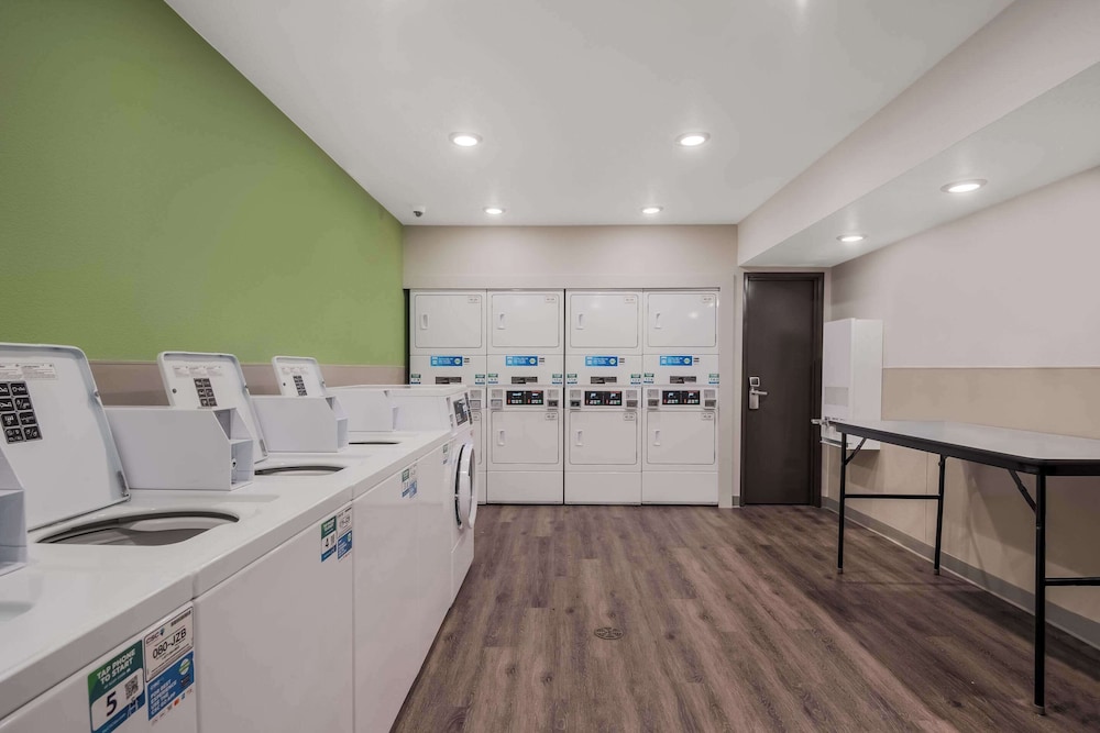 WoodSpring Suites Bellflower Los Angeles - photo 29