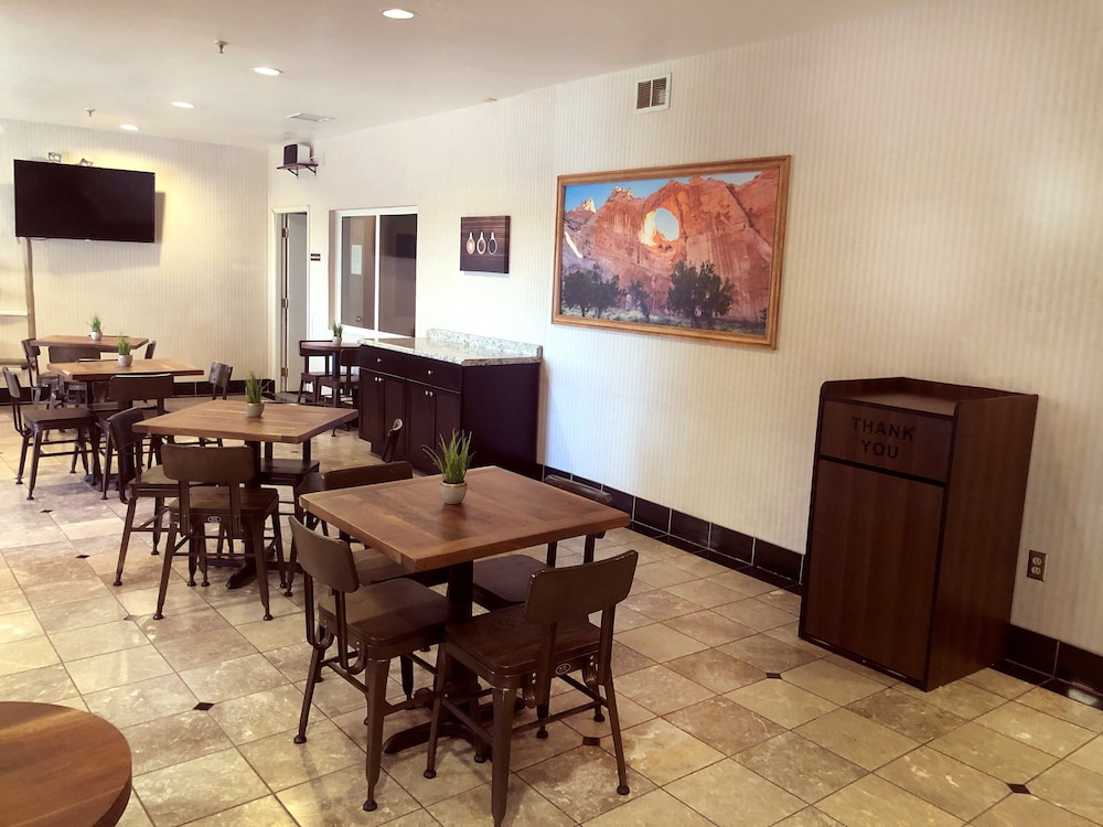 Navajoland Inn - photo 21