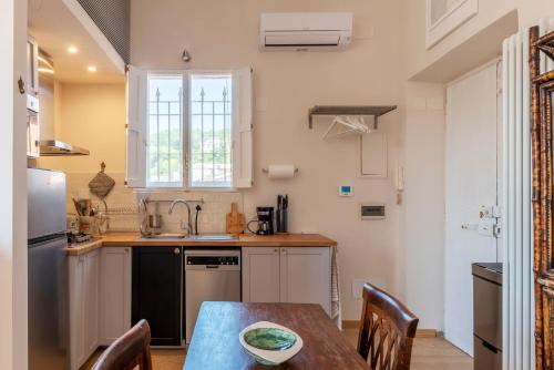 Sales FromHometoRome — 4-Star Luxury Hotel in Rome, Italy