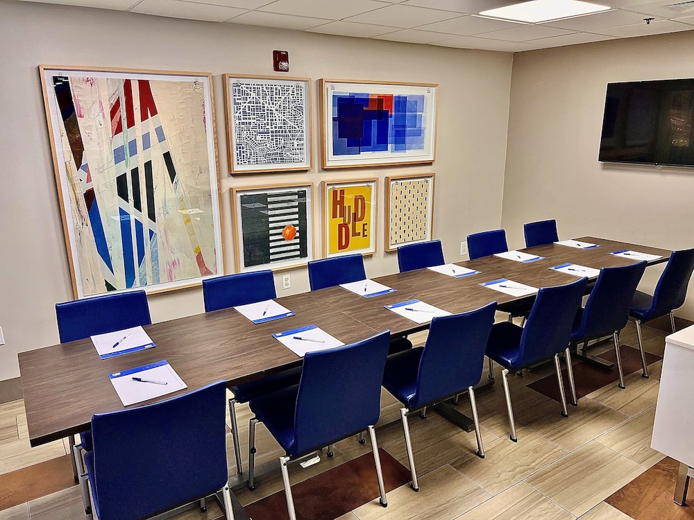 Holiday Inn Express Hershey Harrisburg Area by IHG - photo 72