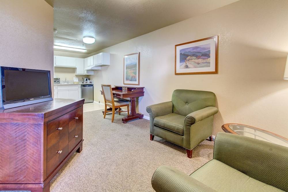 The Rita Suites - photo 21
