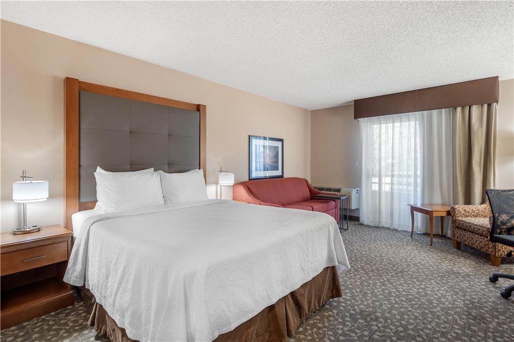 Best Western Plus Oak Harbor Hotel & Conference Center - photo 21