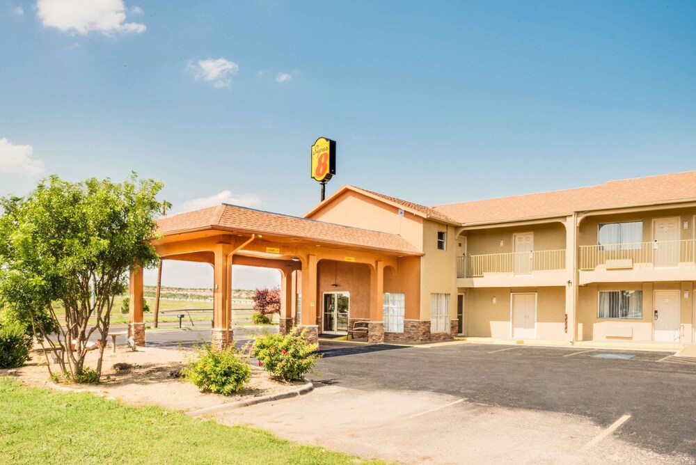 Super 8 by Wyndham Big Spring TX - photo 16