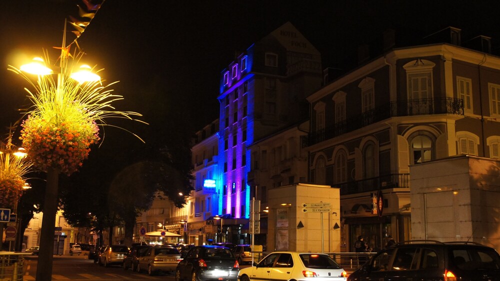 Hôtel Foch - carbon neutral hotel in Tarbes