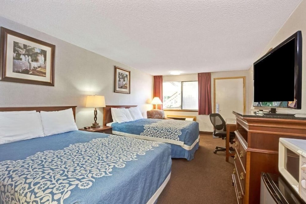 FairBridge Inn Express Tukwila - photo 4