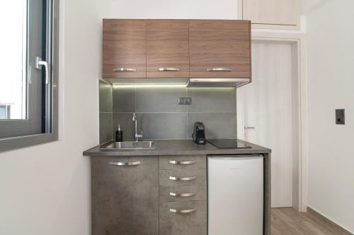 Dreamy Athens Loft with City View — 4-Star Luxury Hotel in Athens, Greece