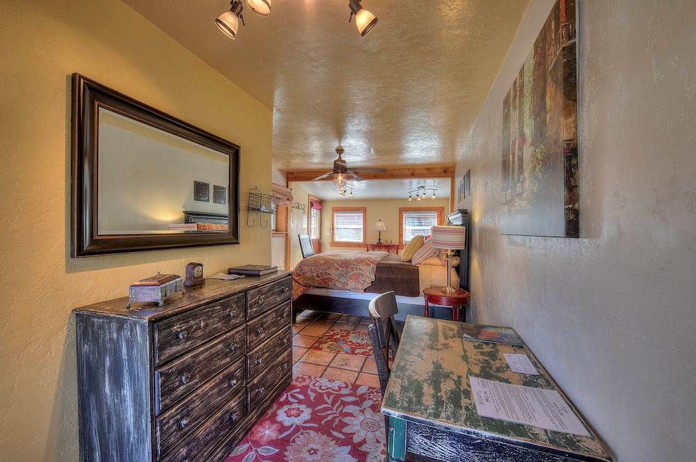 Cali Cochitta Vacation Rentals - photo 35