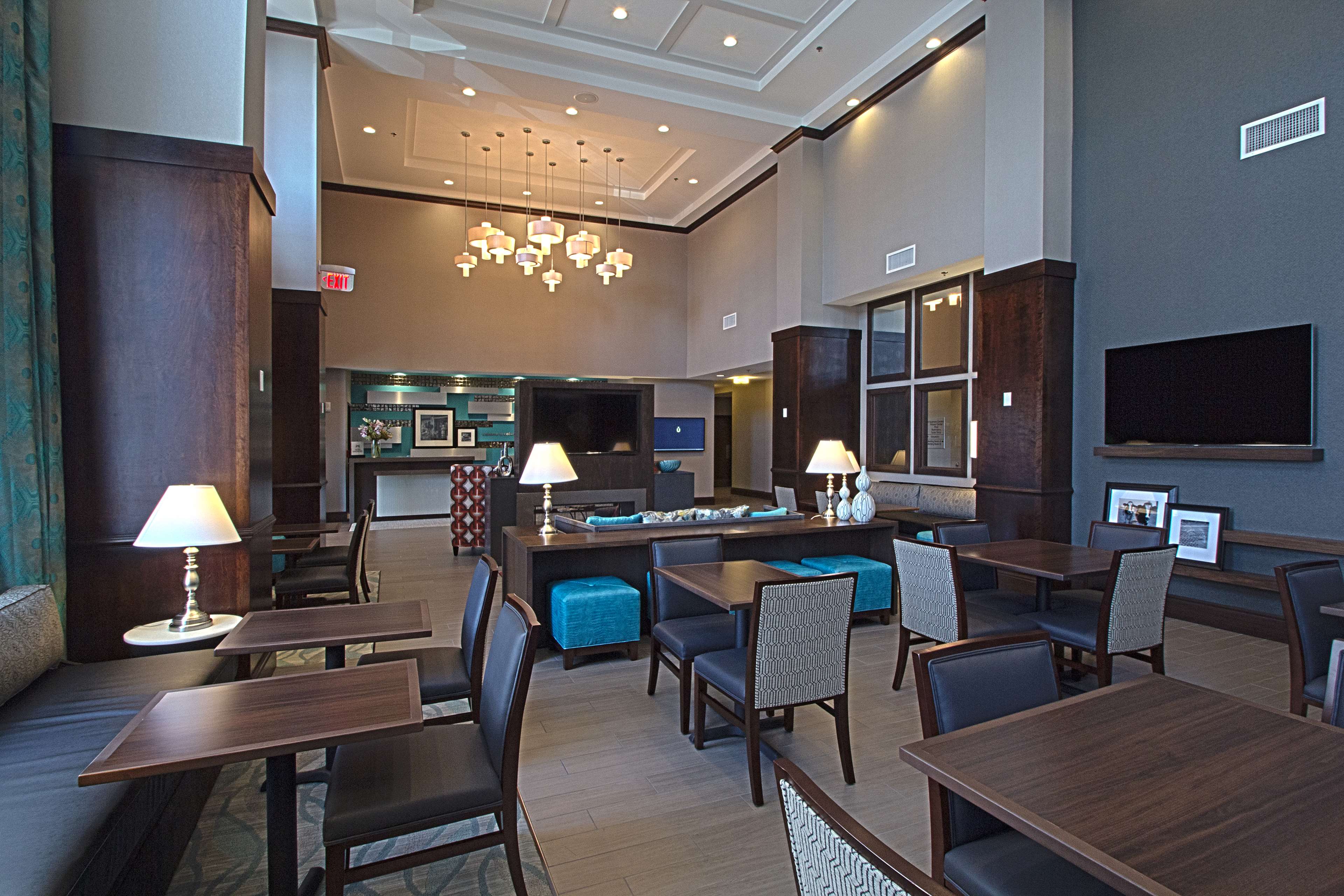 Hampton Inn & Suites Columbus University Area - photo 18