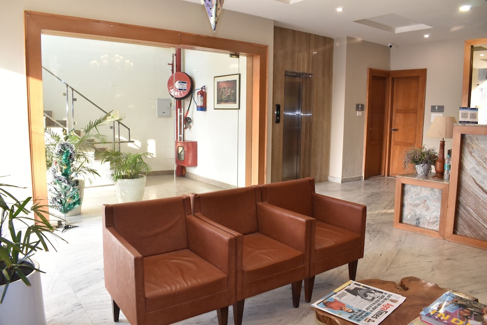 Noosa By Dcrest Hotel - last minute hotel in Agra