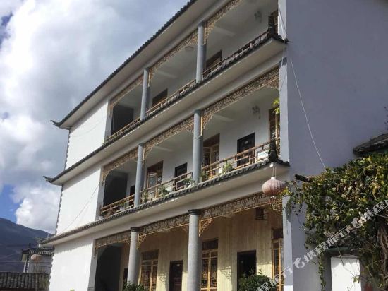 Qingxin Inn - carbon neutral hotel in Dali
