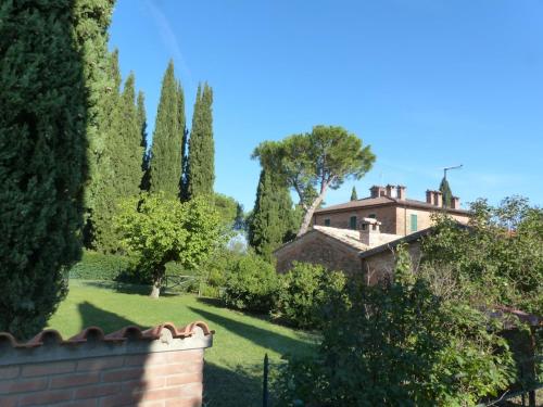 Agriturismo Podere Tresa — 4-Star Luxury Hotel in Citta Della Pieve, Italy
