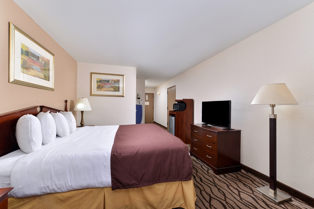 Country Hearth Inn & Suites Toccoa - photo 8
