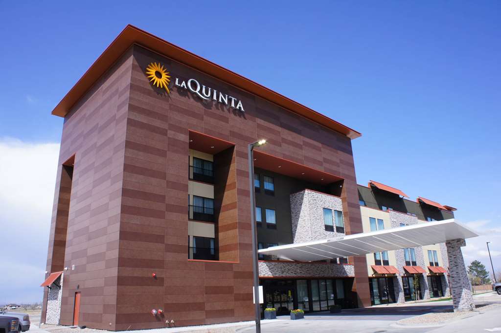 La Quinta Inn & Suites by Wyndham Littleton Red Rocks - photo 3