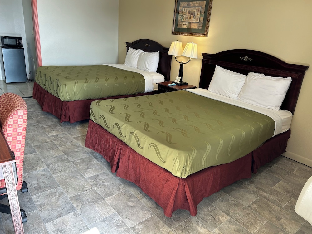 Howards Inn Motel - photo 14