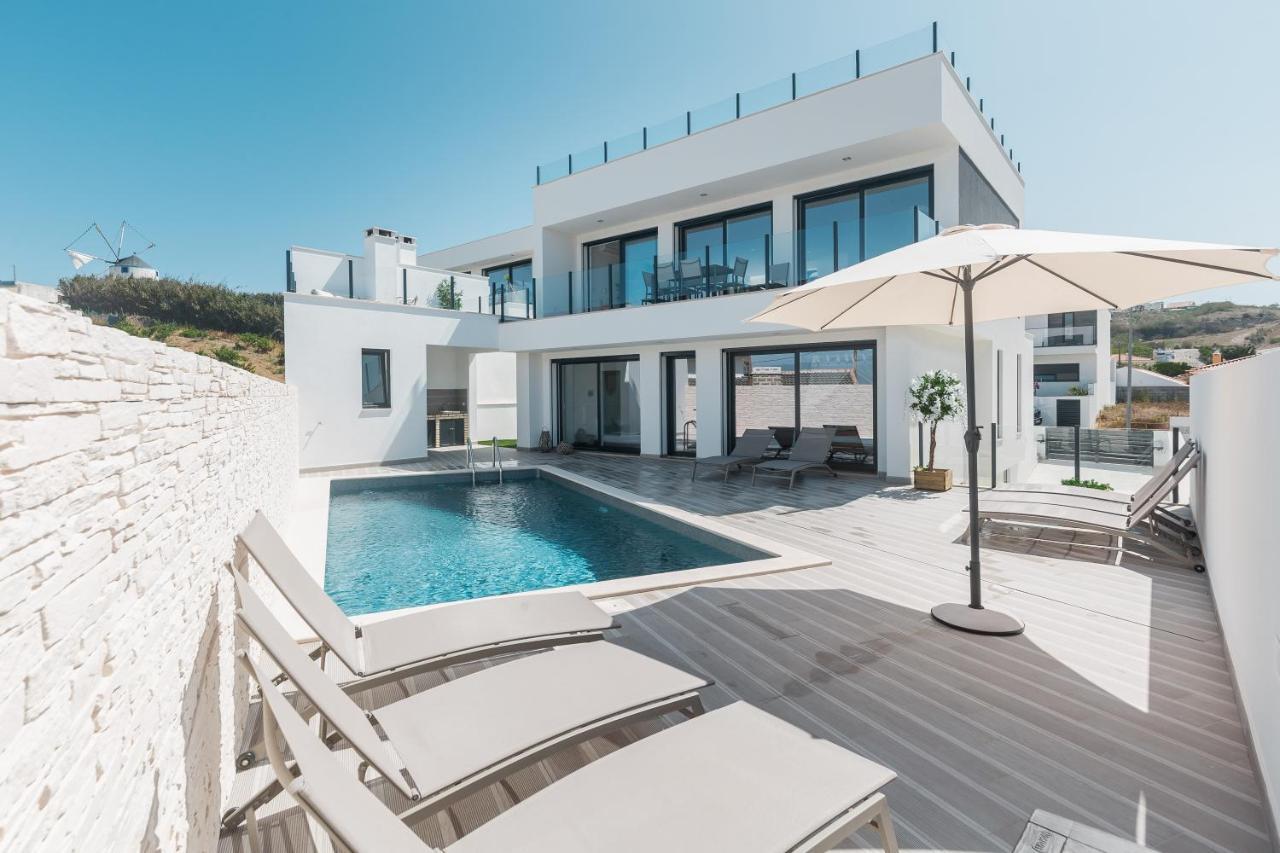 Beach Villa with ocean view — 4-Star Luxury Hotel in Lourinha, Portugal