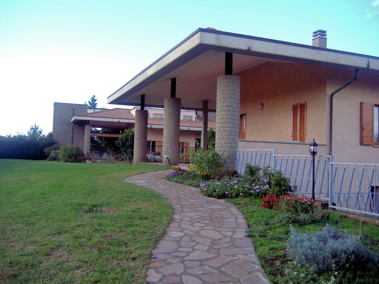 Villa Chiara — 4-Star Luxury Hotel in Bracciano, Italy