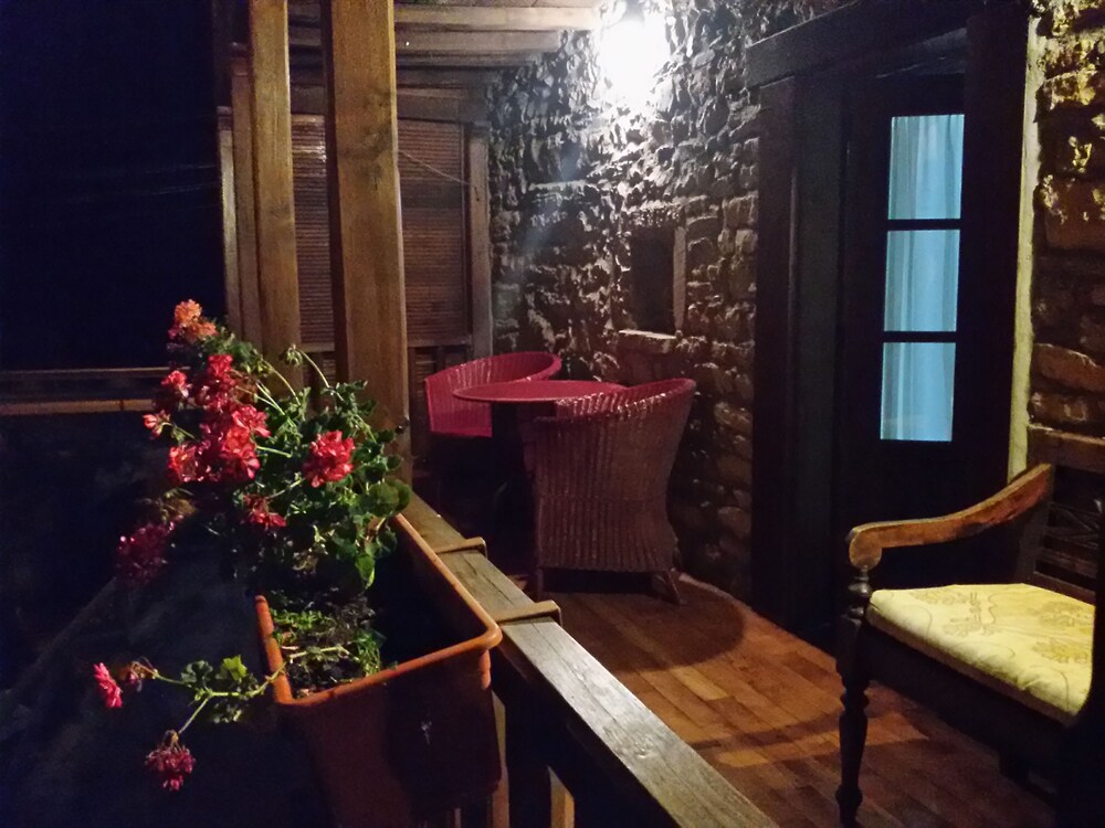 Apartamentos Rurales Casa Xepo 5726394 — Cangas Del Narcea