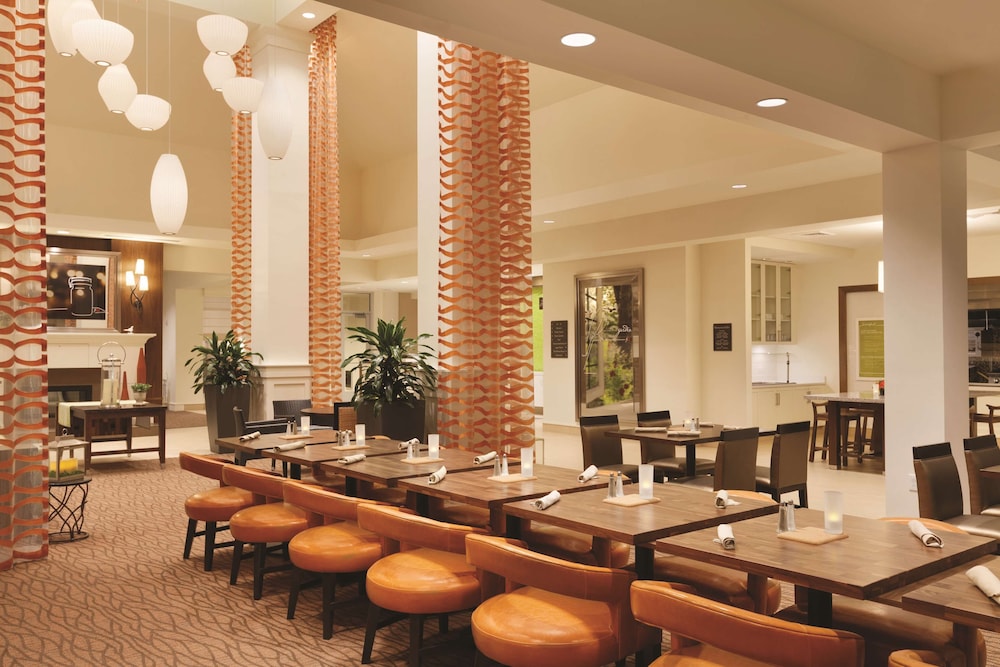 Hilton Garden Inn Boston Logan Airport - photo 45