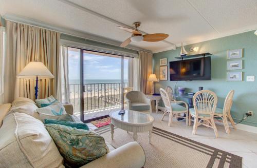 Good Tidings 2U by Carolina Beach Realty — 4-Star Luxury Hotel in Carolina Beach, United States