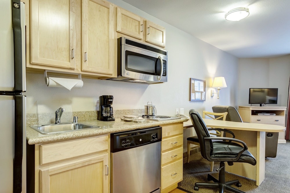 Candlewood Suites Paducah by IHG - photo 28