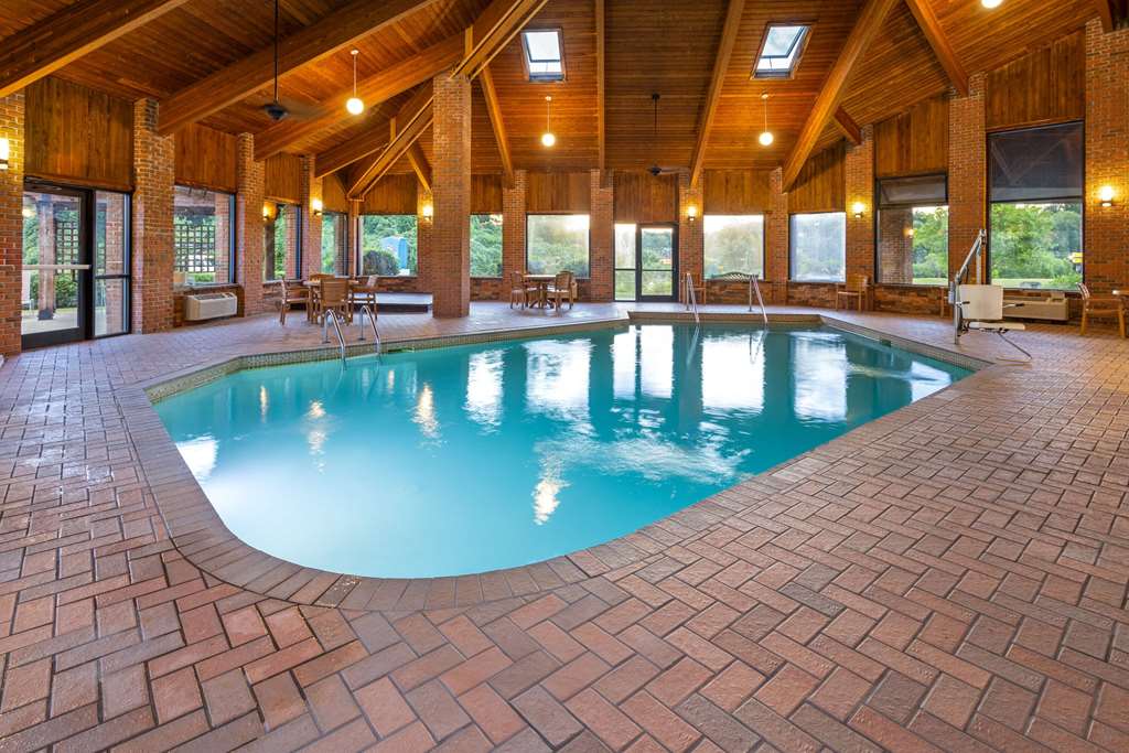 Baymont by Wyndham LaGrange - photo 23