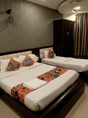Hotel Airport intl airport Near to Mumbai Airport & BKC US Consulate
